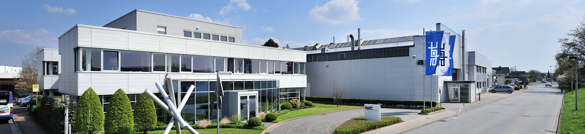 Unternehmensgebäude Außenansicht